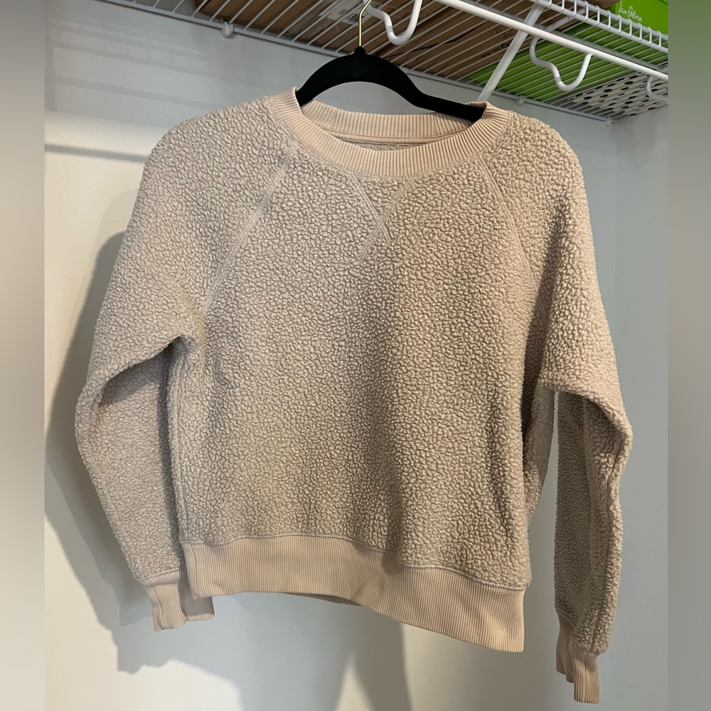 Everlane renew Sherpa crew